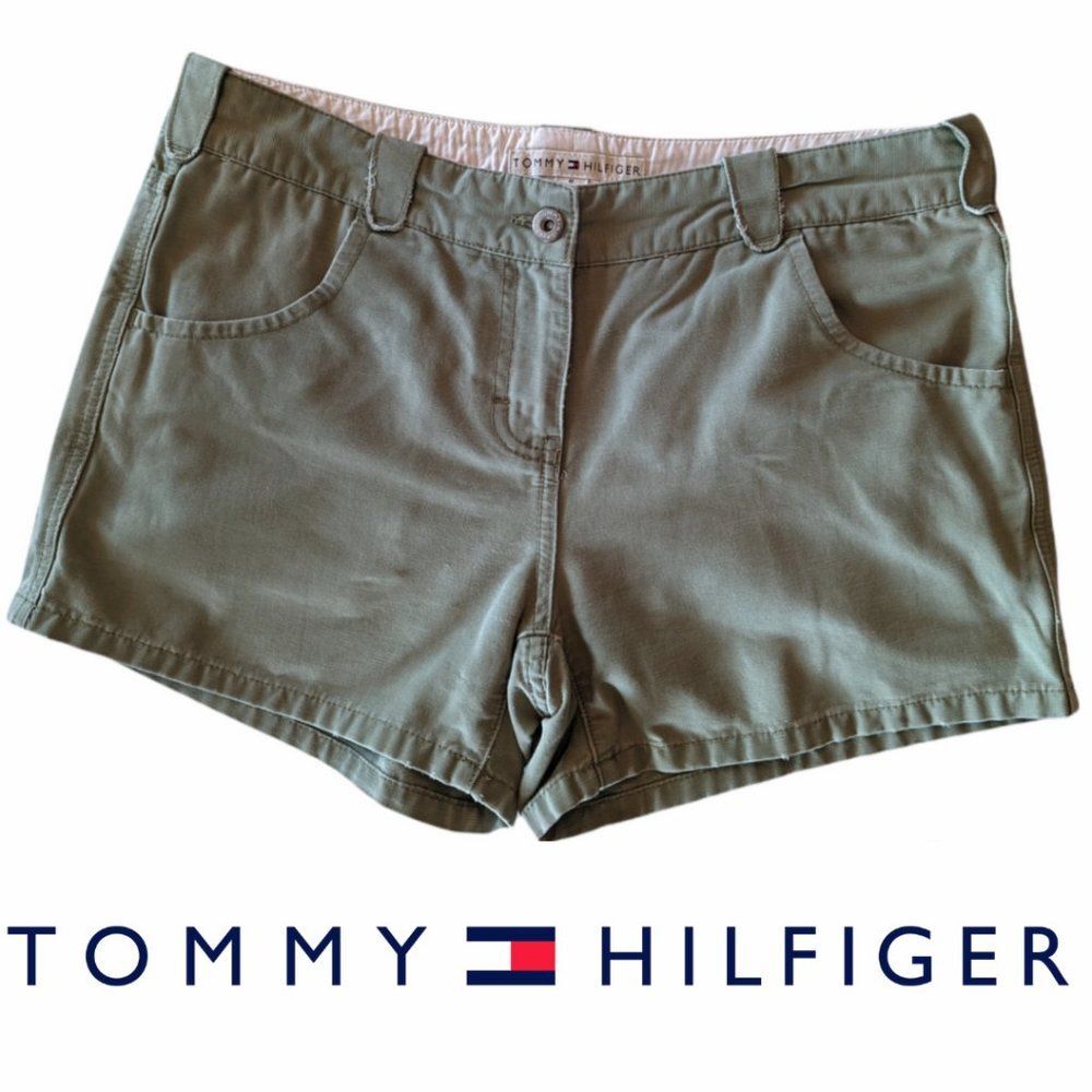 Tommy Hilfiger Green Flat Front Shorts, Size 8